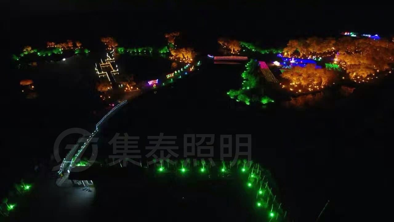 内蒙古额齐纳旗胡杨林景区亮化效果